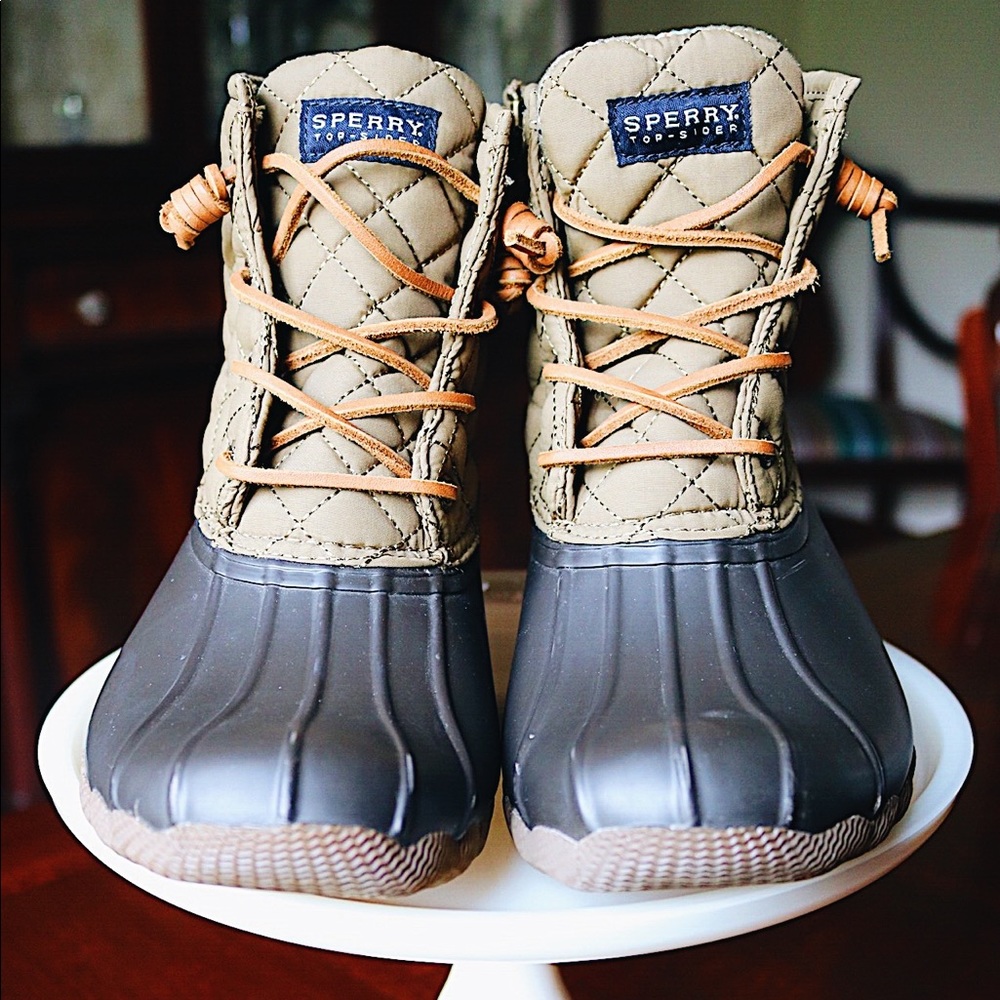 Women's Sperry Quilted Duck Boots (Olive)